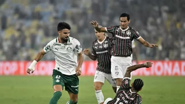 Fluminense precisa buscar virada em São Paulo após derrota por 2 a 1 para o Palmeiras no Maracanã, vaga na final da Libertadores exige triunfo por dois gols