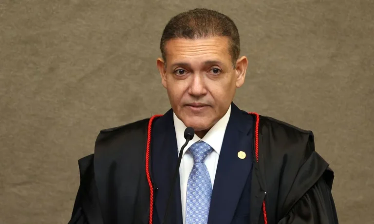 Presidente do TSE recebe missões internacionais de observação eleitoral, OEA com 90 observadores e Parlasul vêm avaliar transparência e eficácia do pleito