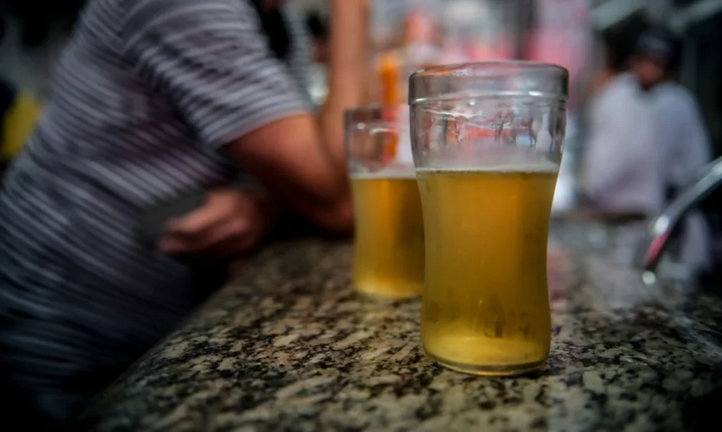 Lei seca nas eleições, vai valer em ao menos 14 estados no primeiro turno, saiba quais unidades proíbem ou liberam a venda de bebidas