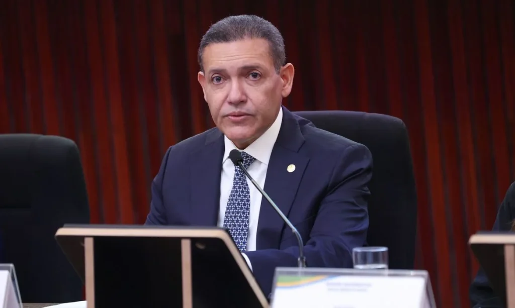 Nunes Marques fará pronunciamento em rede nacional às 20h30 neste sábado, convocando eleitores antes do primeiro turno, saiba duração, cobertura e contexto das eleições
