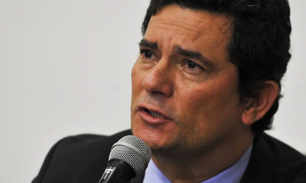 Sérgio Moro é eleito governador do Paraná em 1º turno com 50,1% dos votos, PL amplia força no estado enquanto Felipe Barros e Deltan Dallagnol garantem vagas no Senado