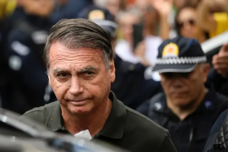 Revisão da condenação de Bolsonaro no STF ficará para depois da eleição, julgamento previsto para 25 de outubro, PGR ainda não se manifestou