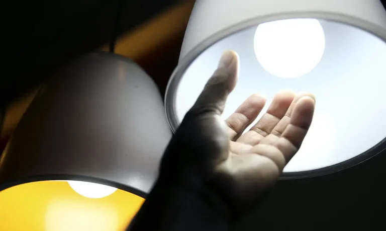 Inflação em Setembro Dispara para 0,82% com Energia Elétrica em Alta: Veja o Impacto no Seu Bolso e Onde os Preços Subiram Mais