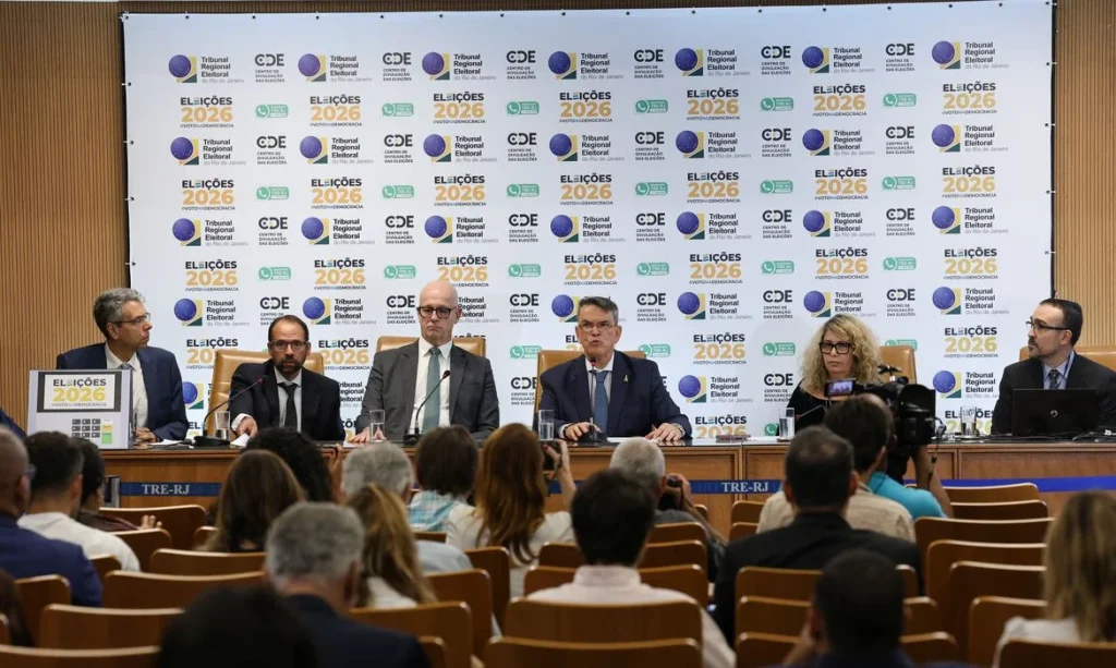 Douglas Ruas é confirmado governador do Rio de Janeiro com 50,88% na retotalização do primeiro turno, Paes fica com 44,16% e TRE-RJ deve proclamar em 15/10