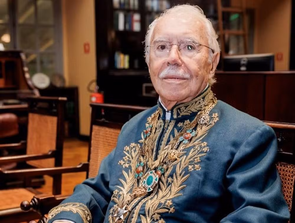 José Sarney: Ex-presidente, 96 anos, tem quadro estável após cirurgia intestinal e segue na UTI em São Luís